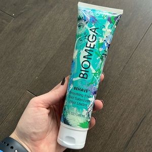 Biomega Behave Smoothing Elixir